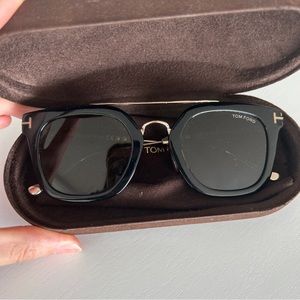 Tom Ford Sunglasses (Like New)